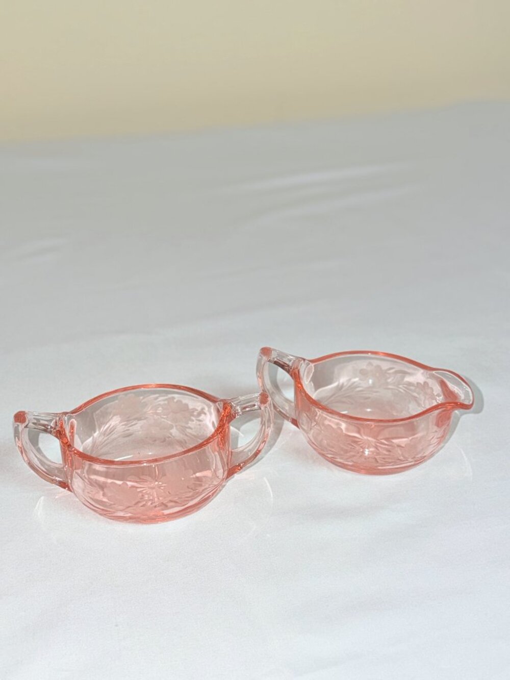 Vintage Pink Depression Glass Creamer & Sugar Bowl Set Floral Etched - Picture 3 of 4